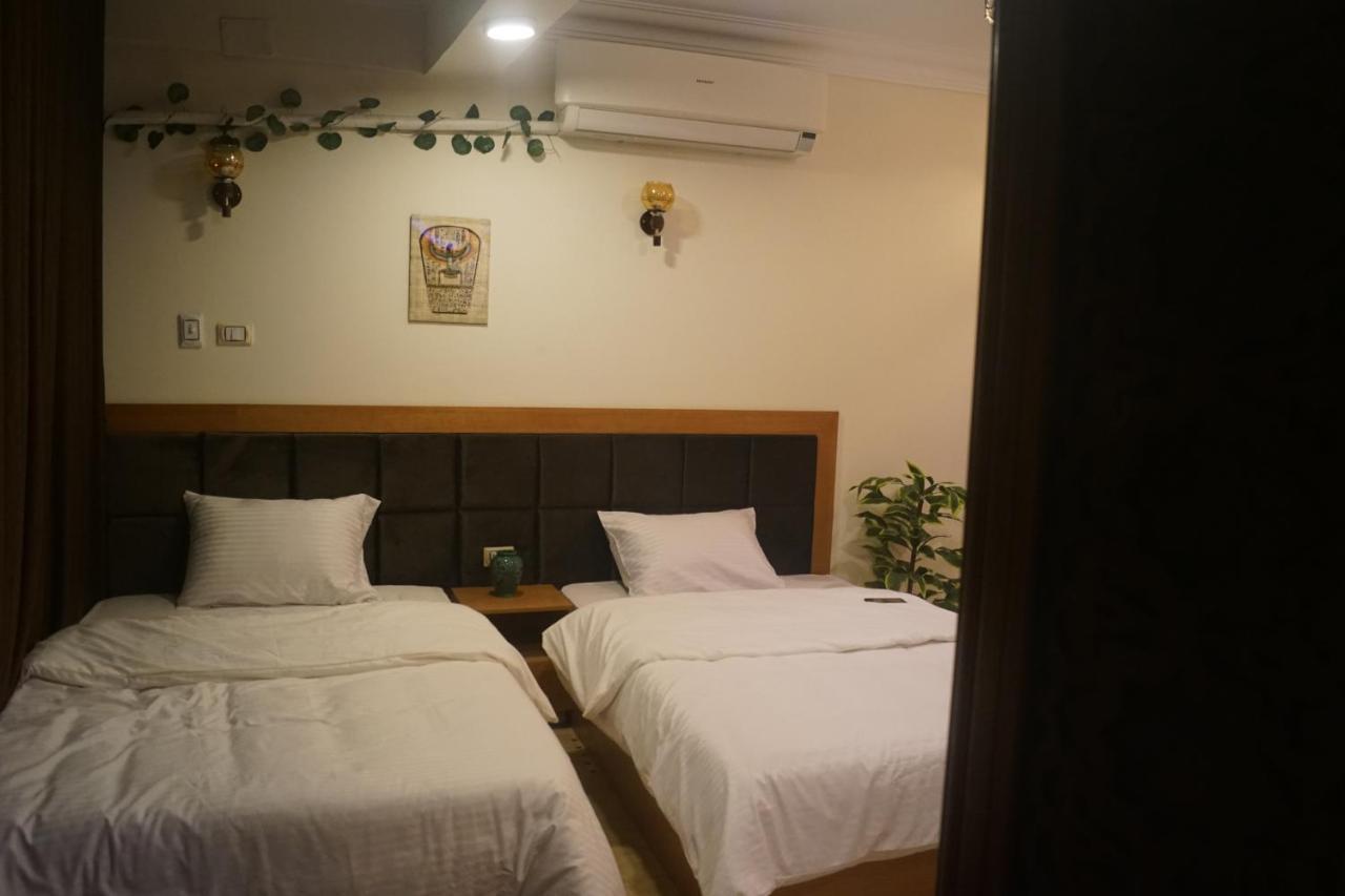 Draz Pyramids View Bed & Breakfast Kafrat al Jabal Exterior foto
