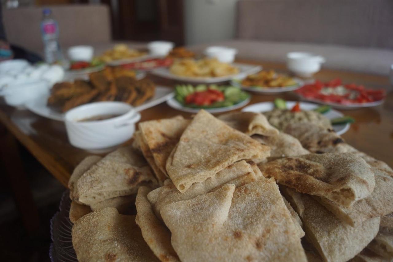 Draz Pyramids View Bed & Breakfast Kafrat al Jabal Exterior foto