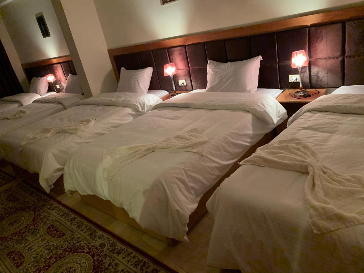 Draz Pyramids View Bed & Breakfast Kafrat al Jabal Exterior foto