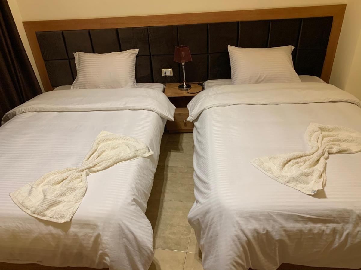 Draz Pyramids View Bed & Breakfast Kafrat al Jabal Exterior foto